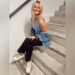 Meet your Posher, Amanda